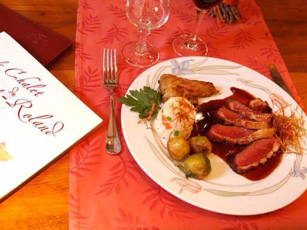 Logis Hotel Restaurant Le Chalet Du Mont Roland Sampans Eksteriør billede
